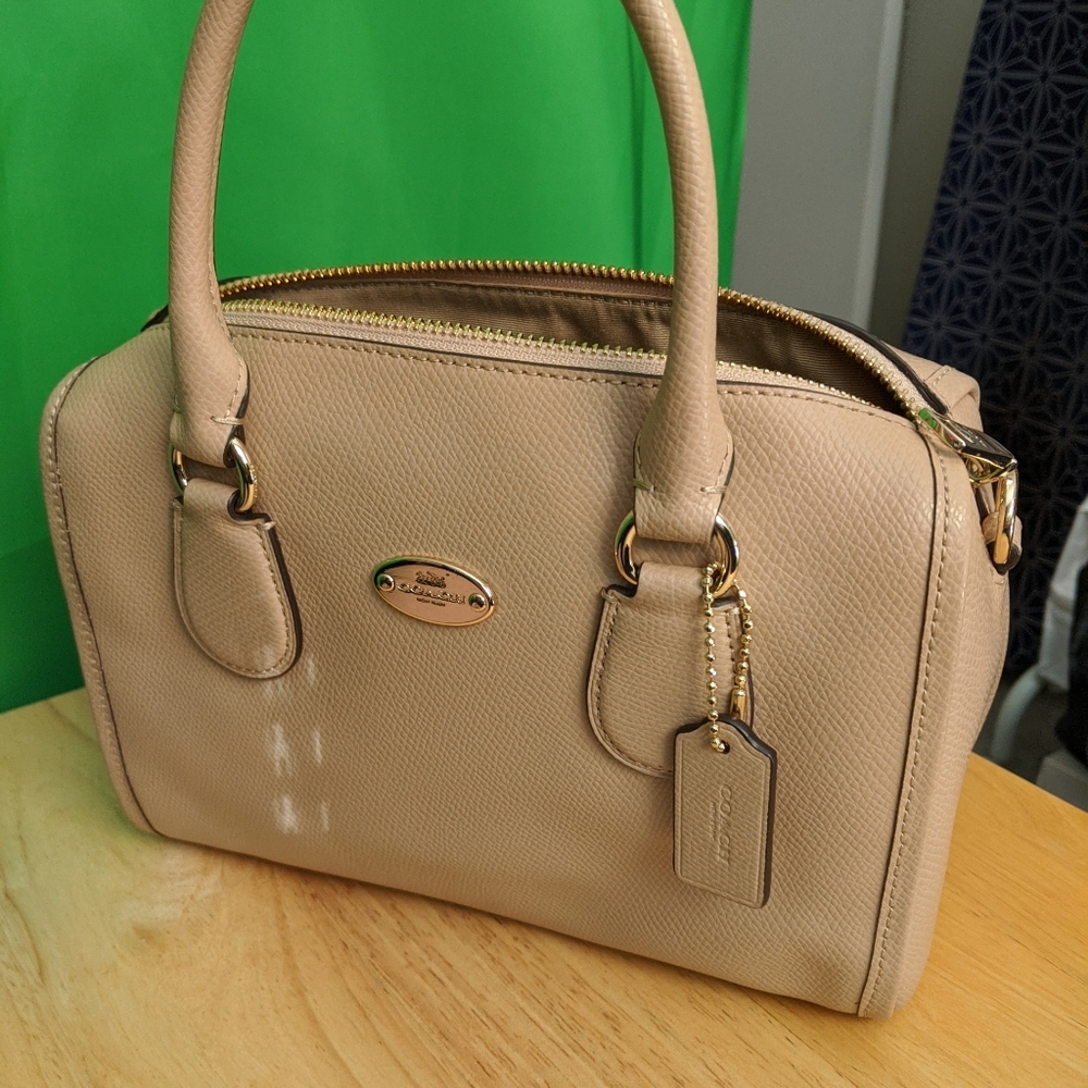 NWOT Camel Color Coach Purse